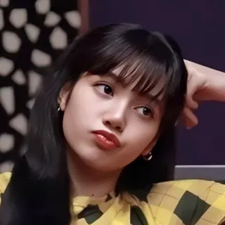 😳 89f219a4 Lisa Lisa, Blackpink, K-pop, cantante, celebridad, ídolo, mujer whatsapp sticker