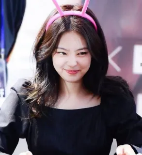 🥟 01b63528 donna, orecchie da coniglio, sorriso, ritratto, ragazza, acconciatura, carina telegram sticker