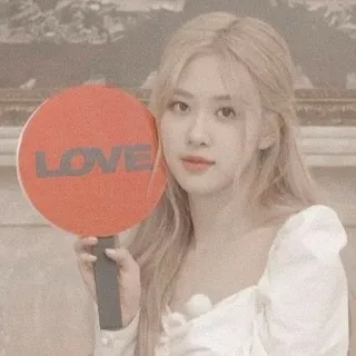 🌟 7ab35a72 LOVE vrouw, liefde, teken, portret, kpop, idool telegram sticker