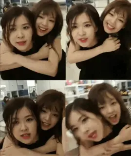 😍 348f3dc0 ผู้หญิง, มิตรภาพ, เซลฟี่, ภาพเหมือน, ยิ้ม telegram sticker