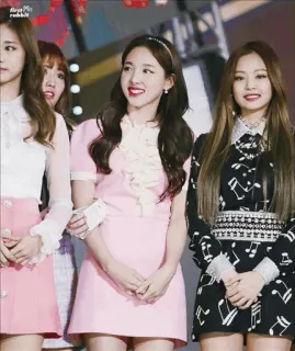 🖕 604d9748 เคป็อป, ผู้หญิง, ผู้หญิง, เพลง, ศิลปิน telegram sticker