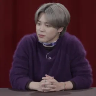 🥢 08e29d61 person, mann, porträt, drinnen, sitzend telegram sticker