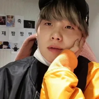 🥢 5a008cb6 재 person, porträt, mann, koreanisch, selfie telegram sticker