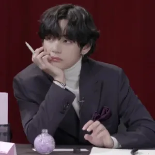 🥢 ebbdf9de V V, BTS, K-Pop, Sänger, Idol, nachdenklich, Kim Taehyung telegram sticker