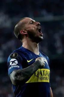 😌 2472f64a QATAR AIRWAYS fútbol, futbolista, atleta, deportes, Qatar Airways, Boca Juniors telegram sticker
