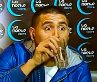 😳 55c3dbae YoViARIQuelme hombre, bebiendo, impactado, persona, celebridad telegram sticker