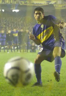 🧐 d5d4ae39 fútbol, fútbol, deportes, atleta, balón, jugador telegram sticker