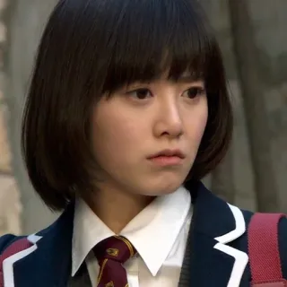 😕 fbc2a40a Koreanisches Drama, Schuluniform, Ernst, Junge Frau, Porträt telegram sticker