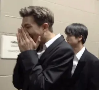 🤭 c9599e25 telegram sticker