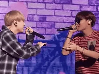 🌯 db7327cc nhạc, hát, biểu diễn, K-pop, nghệ sĩ, giải trí, sân khấu telegram sticker