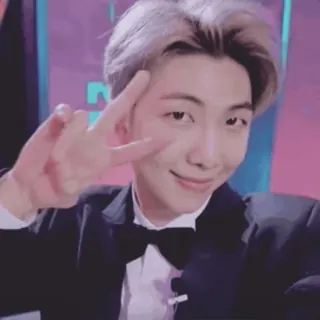 ✌️ 51788258 RM RM, BTS, K-pop, ca sĩ, âm nhạc, dấu hiệu hòa bình telegram sticker