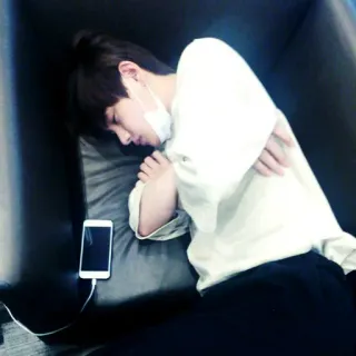 😴 289d60b3 slapen, persoon, telefoon, moe, ontspanning telegram sticker