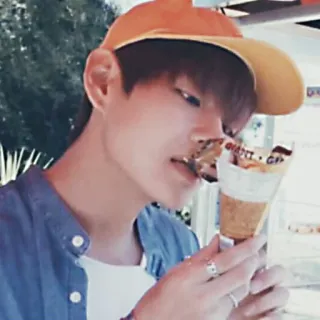 🕷乃ｲㄎ🕷 whatsapp stickers