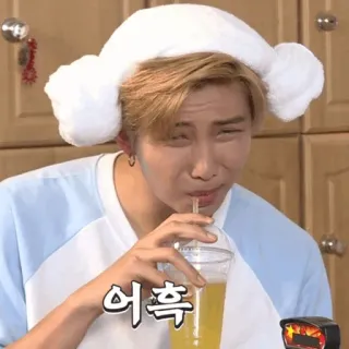 🎋 96ea63ae 어흑 orang, minum, minuman, ekspresi, k-pop, idola whatsapp sticker