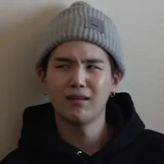 🎋 c0f2666c orang, pria, ekspresi wajah, kupluk, topi, potret whatsapp sticker