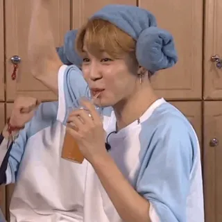 🎋 e0d7ef19 whatsapp sticker