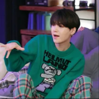 🙂 5ce70f9e HELMUT LANG persona, K-pop, Idolo, Cantante, Musica telegram sticker