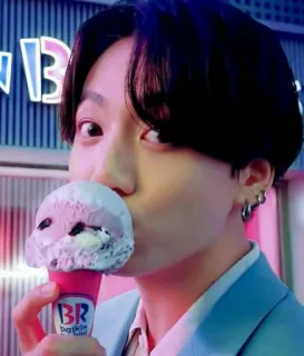 🍦 e84dc4eb ice cream, Baskin-Robbins, food, dessert, person, eating whatsapp sticker