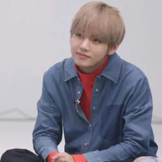 🍀 f4dcbabf V osoba, mężczyzna, idol, k-pop, kpop, piosenkarz, gwiazda, BTS whatsapp sticker