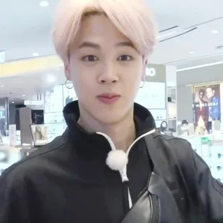 😳 8e803242 人物, 男性, ポートレート, 韓国, 笑顔, 屋内 telegram sticker