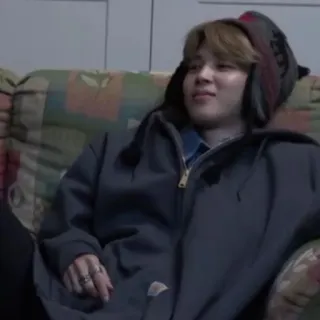 🦚 218f32f9 whatsapp sticker