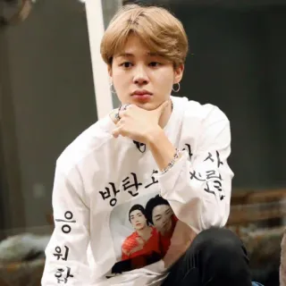 🦚 4aab8da5 방탄소년단 bts, kpop, música, coreano, banda, cantor whatsapp sticker