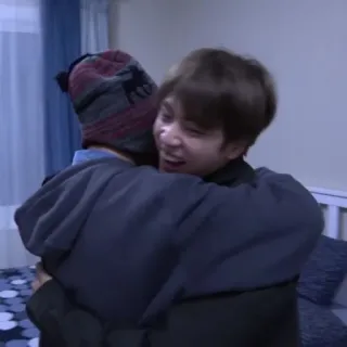 🦚 c5c7ba60 abraço, afeição, abraço, amizade, conforto whatsapp sticker