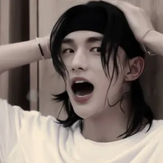 ✨ b566d8dc telegram sticker