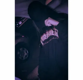 @bwnfsh 2 whatsapp stickers