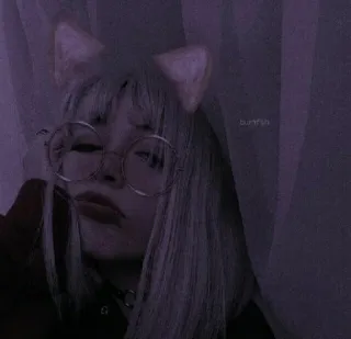 🐱 ba030acd Frau, Mädchen, Brille, Katzenohren, süß, Selfie, ästhetisch telegram sticker