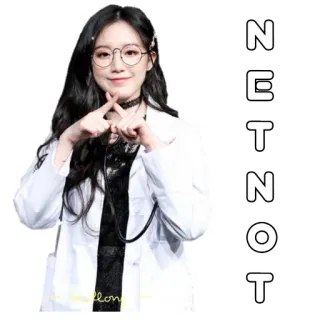 🙈 7436419f NETNOT 女人, 眼镜, 医生, 实验服, 亚洲人, 韩国人 telegram sticker