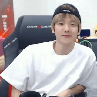 🥡 eaace8db telegram sticker