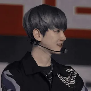 🕰 003a7bdf kpop, idol, penyanyi, exo, baekhyun telegram sticker