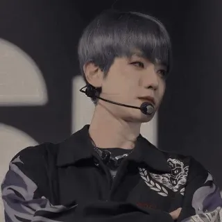 💡 b4cce3db telegram sticker