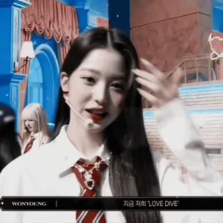 🥢 44f4cb59 Wonyoung Love Dive 지금 저히 'LOVE DIVE' kpop, Girlgroup, Performance, Musik, Idol whatsapp sticker