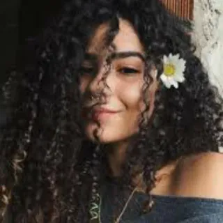 😊 722f6be2 femme, cheveux bouclés, fleur, portrait, fille, beauté telegram sticker