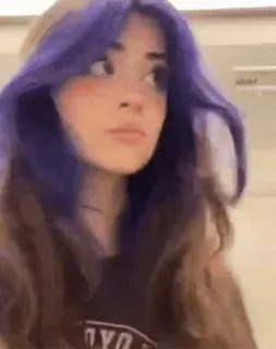 😂 8bb56518 女の子, 女性, 髪, 紫色の髪, ポートレート, ティーンエイジャー, 若い女性 telegram sticker