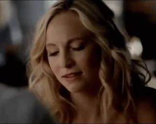 🦋 21fce947 Caroline Forbes The Vampire Diaries Caroline, Crónicas Vampíricas, rubia, mujer telegram sticker