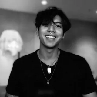 💫 39191957 chân dung, đàn ông, cười, đen trắng, người, dây chuyền telegram sticker