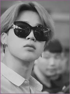 ◾️ a181c3cb Jimin Jimin, K-pop, lunettes de soleil, BTS, célébrité, idole, mode telegram sticker