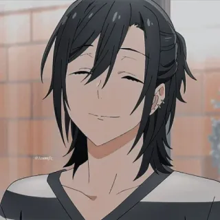 🖤 ed84a9fb Anime, lächelnd, Charakter, schwarze Haare, Ohrringe, Horimiya telegram sticker