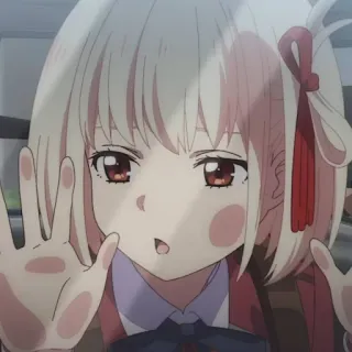 🎗 f1743bab Chisato Nishikigi Lycoris Recoil Anime, Charakter, Mädchen, blonde Haare, rote Augen, süß, Cartoon whatsapp sticker