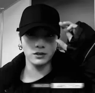 🕸 3569f266 telegram sticker