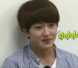 🀄️ 189ceaa8 하아아아 coreano, uomo, ritratto, sorriso whatsapp sticker