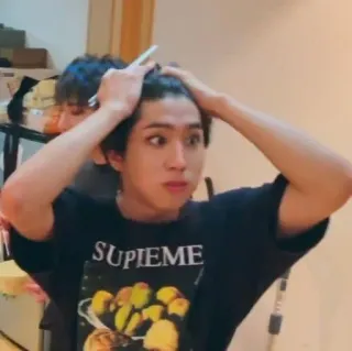 😳 09074996 SUPIEME pria, fashion, kaos, Supreme, orang telegram sticker