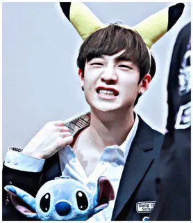 Chan...🎈 @pizza_tuan whatsapp stickers