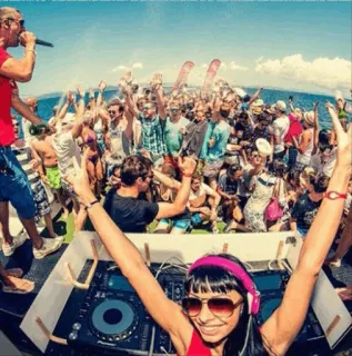 🆔 @AVAvoice ❥❥✶••٠٠ Dance telegram stickers