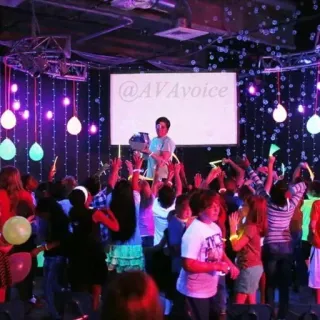 🆔 @AVAvoice ❥❥✶••٠٠ Dance telegram stickers