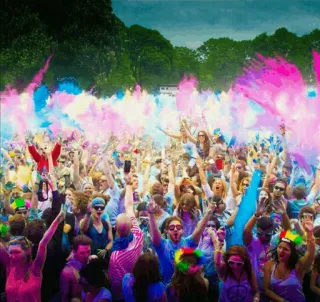 💃 9f1e8176 Holi, Festival, Color, Celebración, Multitud, Gente, Diversión, Evento telegram sticker