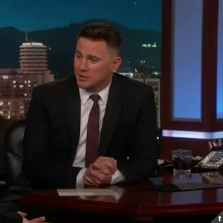 🍂 08fcc524 Channing Tatum aktor, talk show, wywiad, celebryta, garnitur telegram sticker